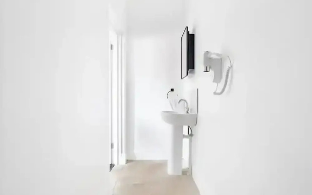 Kunda House JQ- Apt 5
