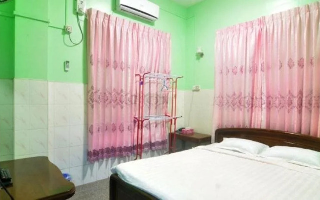 Saw Nyein San Guest House