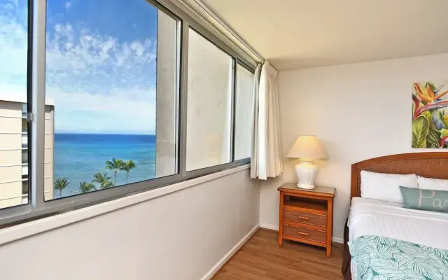 Royal Kahana 1020