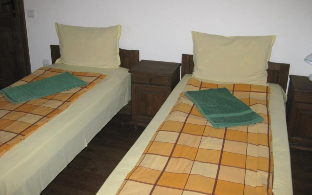 Chardaka Guest House