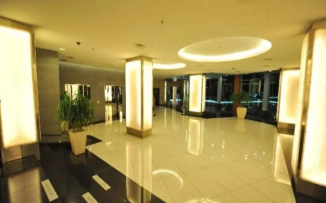 11@Century Hotel