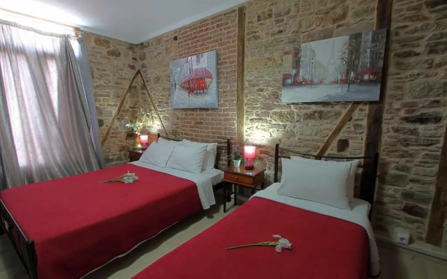 Ionia rooms