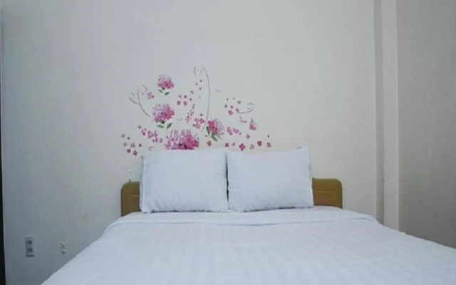 Tuong Hung Hotel