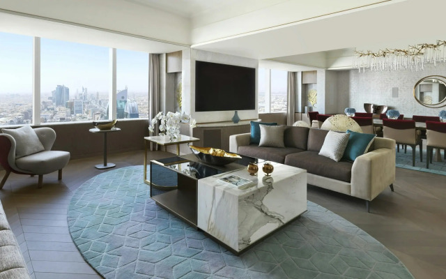 Отель Four Seasons Riyadh At Kingdom Center