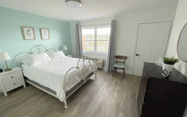Gateway to Greenwich Suites