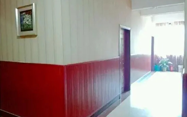 Liuzhou Junxiang Inn (Kanghua Branch)