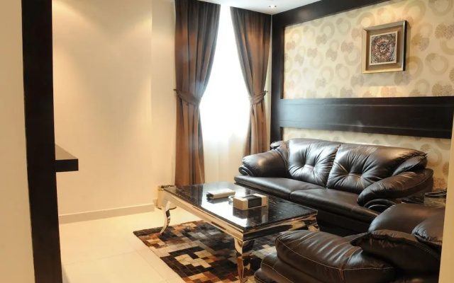 Al Yamama Palace Hotel Suites