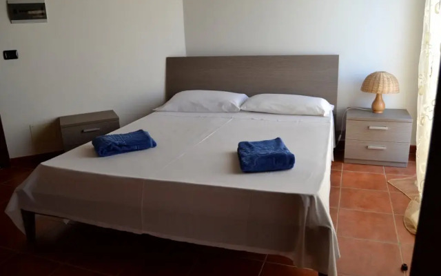 Porto Antigo Holidays