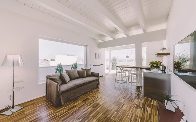 Suite 10 - Home, Design & Spa