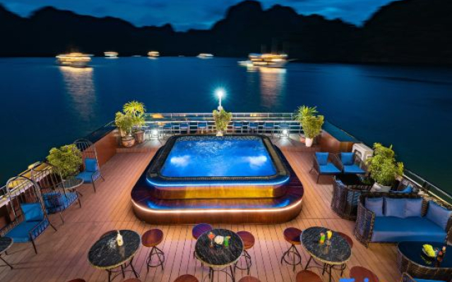 La Casta Cruise