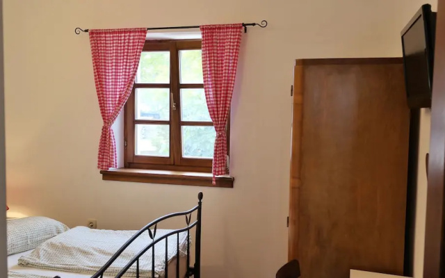 House Poljica With a Pool