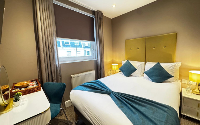 Queens Park Hotel