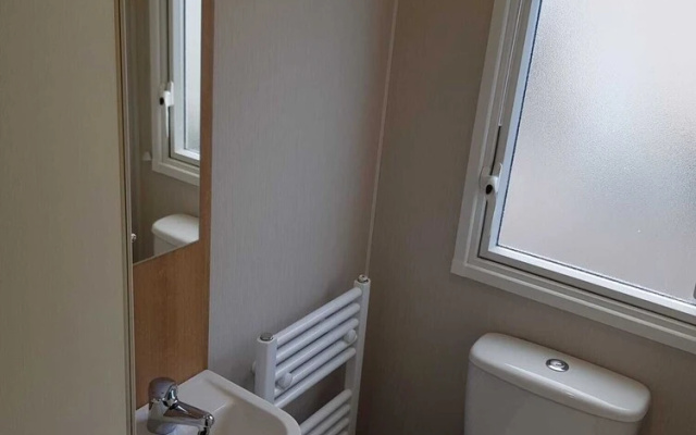 8 Berth Pet Friendly New Caravan in Towyn, Wales