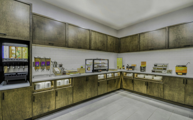 Home2 Suites By Hilton Cincinnati Midtown Oakley