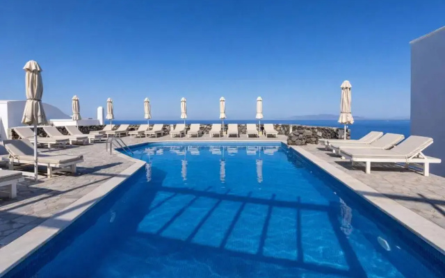 Hotiday Santorini Sea View