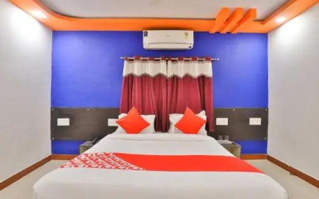 Oyo 24921 Hotel Shree