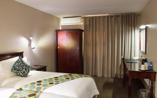 Hotel247
