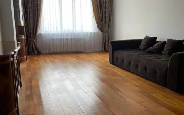 Apart House