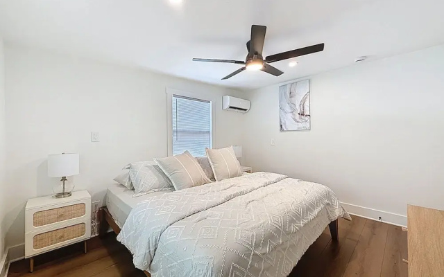 3716 7th Ave W