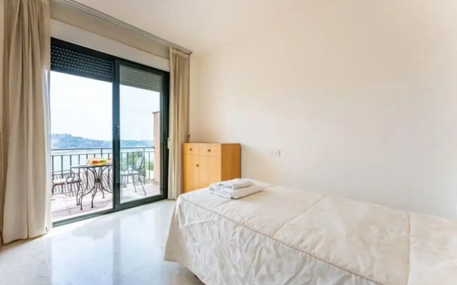 Picturesque Holiday Base in La Herradura