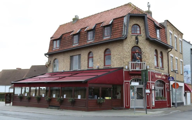 hotelImage