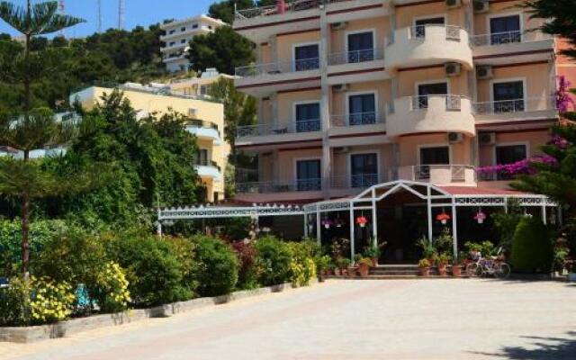 JB Hotel вид на фасад