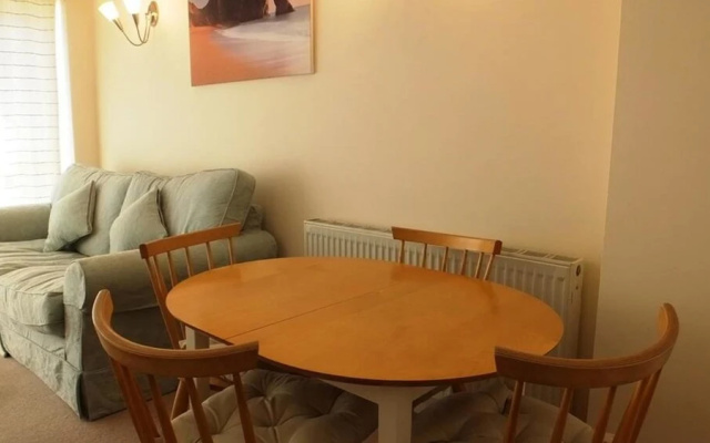 Croft Court 121