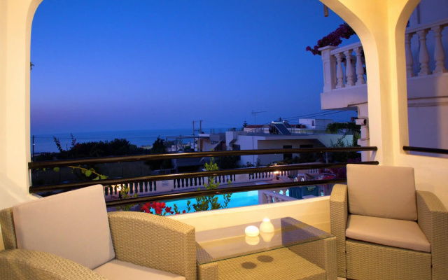 Rouladina Apt 3 in Stalos