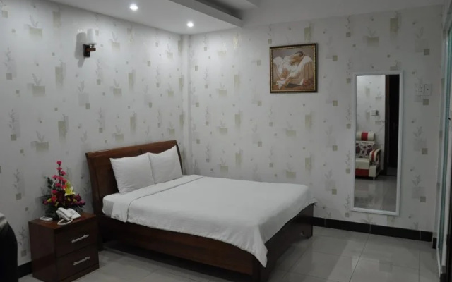Sky Luck Hotel