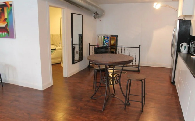 Wicker Park Place
