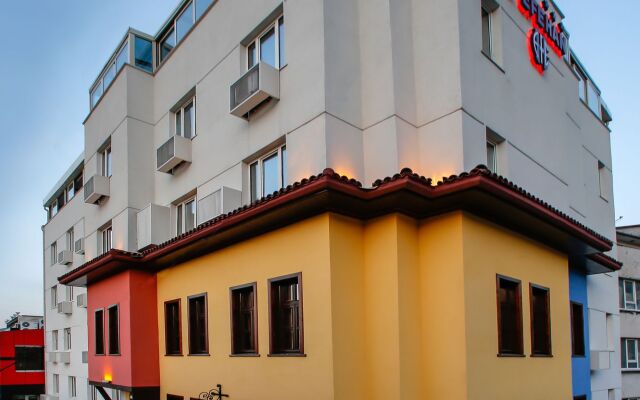 Efehan Hotel Турция, Бурса - 1 отзыв об отеле, цены и фото номеров - забронировать отель Efehan Hotel онлайн вид на фасад