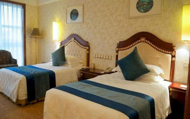 Pacific Internatinal Hotel