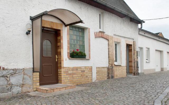 Отель Pension Röhrborn Германия, Лейпциг - отзывы, цены и фото номеров - забронировать отель Pension Röhrborn онлайн вид на фасад