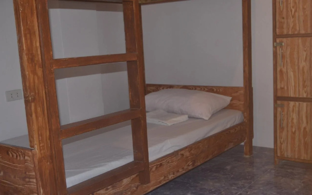Chill Out Hostel Boracay