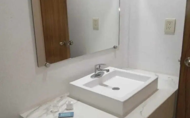 Hotel Camelinas Express