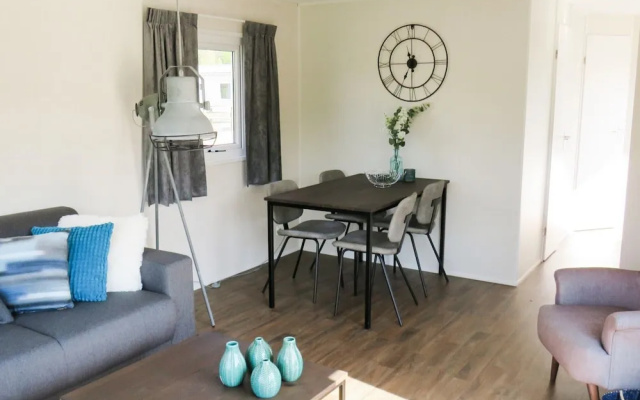 Comfortable Chalet With Microwave in Kempen Region