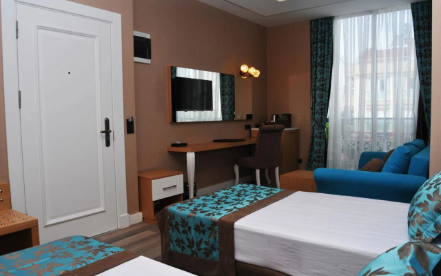 La Porte Hotel