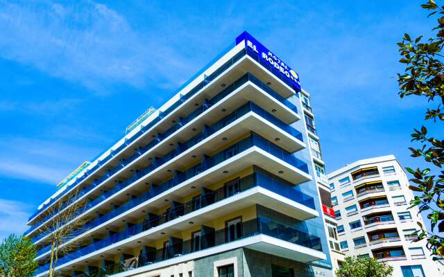 Hotel Monarque El Rodeo вид на фасад
