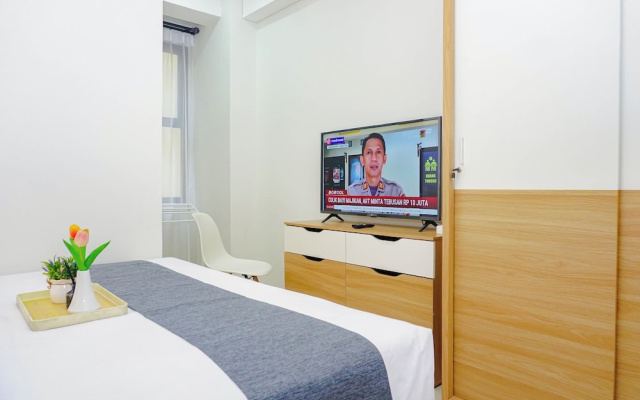Comfortable And Contemporary 2Br At Apartment Transpark Cibubur