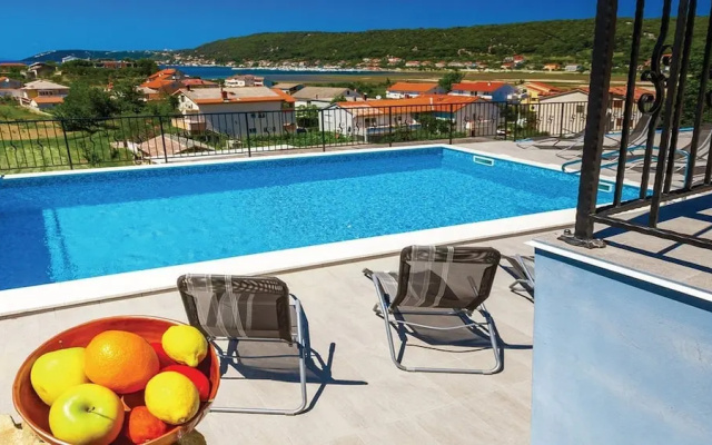 Villa Lapida