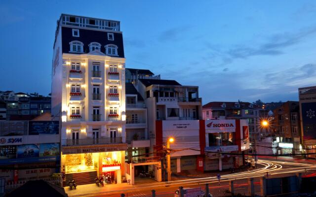 Mai Thang Hotel Далат вид на фасад