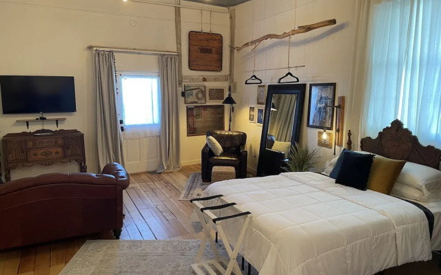 Painted Lady Bed & Brew