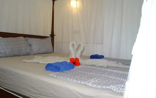 Thambili cabanas