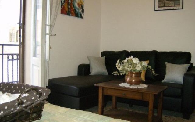 Отель B&B Centro Storico 900 Италия, Пальми - отзывы, цены и фото номеров - забронировать отель B&B Centro Storico 900 онлайн вестибюль