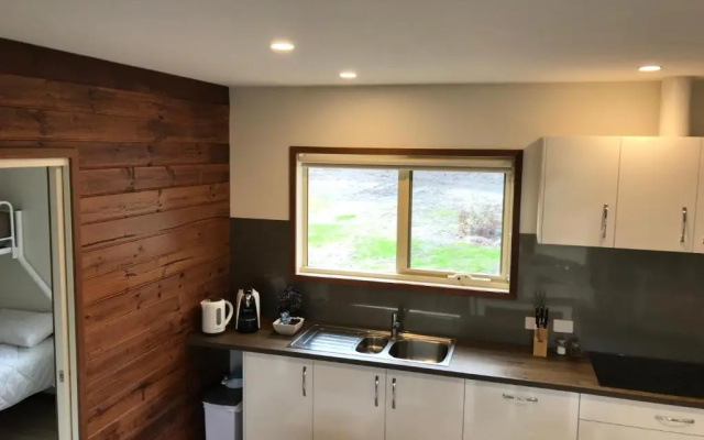 Loma Cottages