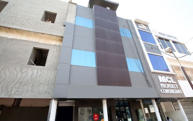 OYO 13431 Hotel Royal Blue