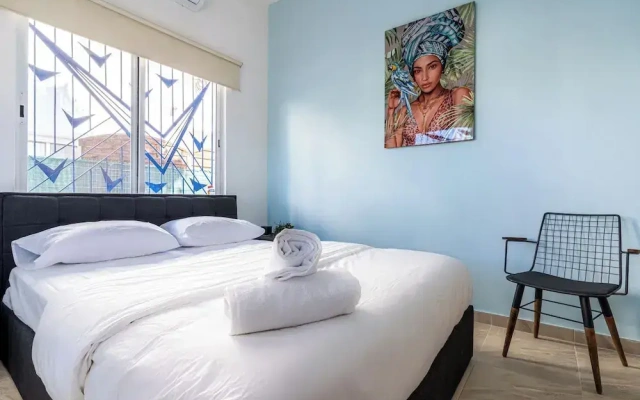Nala - 2 Bedroom Apt & Patio in Larnaca