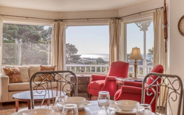 Victorian By The Sea