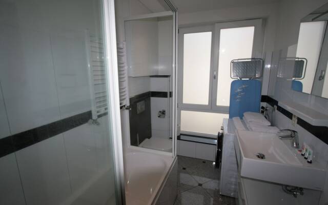 Отель Amosa Liège City Centre Apart Regence 10 Бельгия, Льеж - отзывы, цены и фото номеров - забронировать отель Amosa Liège City Centre Apart Regence 10 онлайн