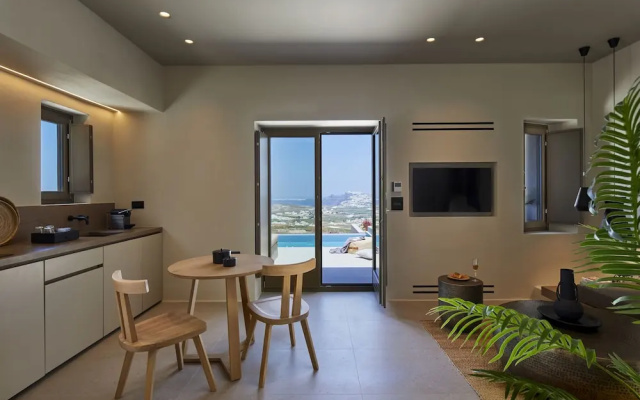 Halcyon Days Luxury Suites